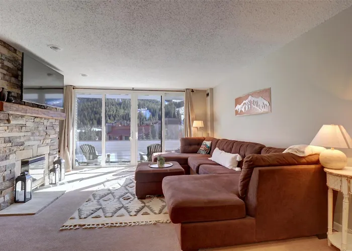 Sb204 Snowbridge 2br 2ba *